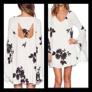 Free People Wanderer Mini Dress XS Ivory Floral Bell Sleeves Boho Cottagecore